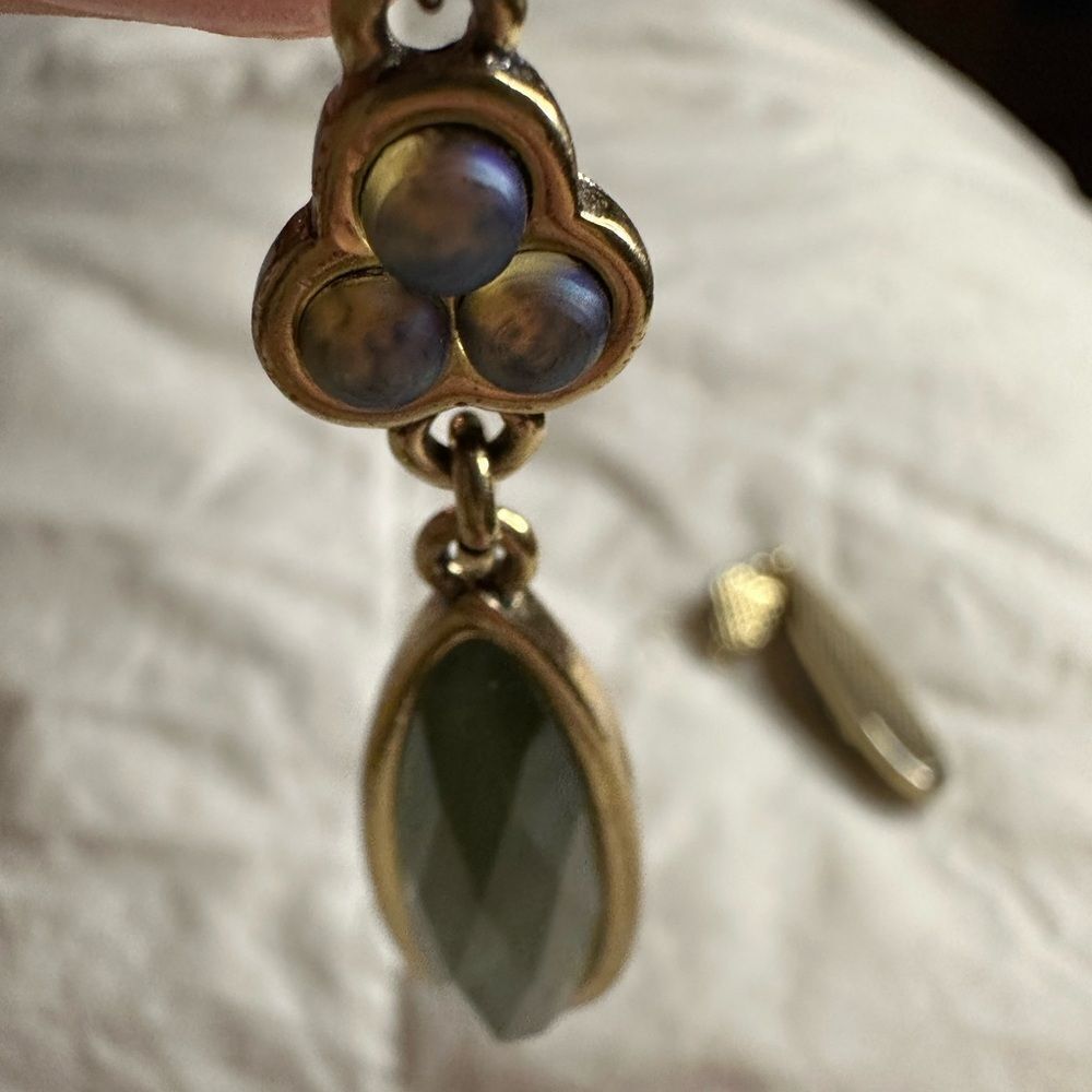 Boho Earrings Crown Premiere Designs Green Stone Drop Faux Moonstone Clover - Picture 8 of 8